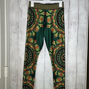 Zumba Mix It Up Leggings - Size Marvelous Medium - Color Sunrays